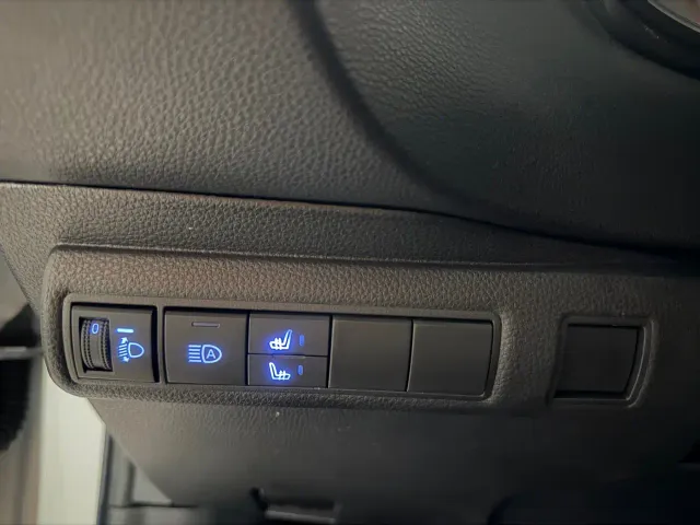 Toyota Corolla — Фото автомобиля 8