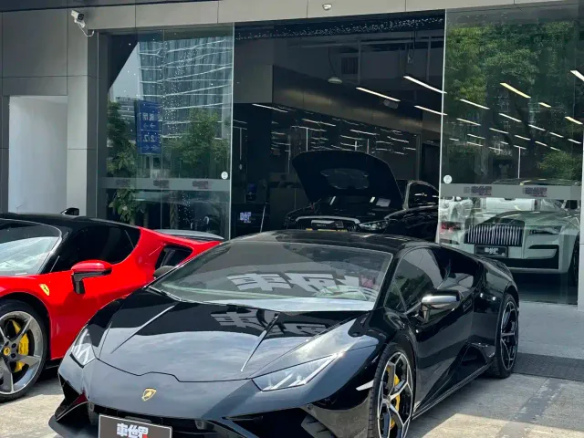 Lamborghini Huracan — Фото автомобиля 2