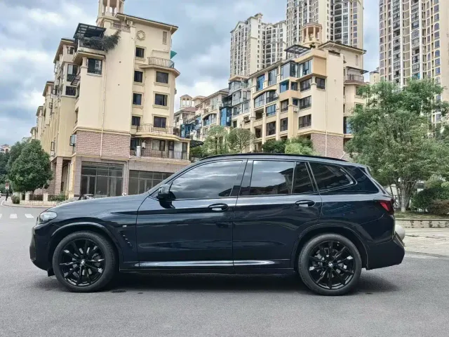 BMW X3 — Фото автомобиля 3