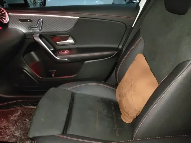 Mercedes-Benz A-Class — Фото автомобиля 18