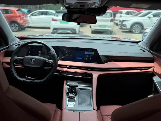 Changan CS75 Plus — Фото автомобиля 11