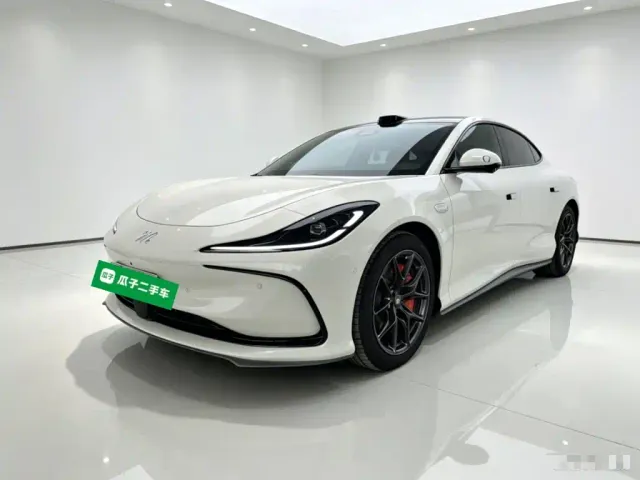 Фотография автомобиля — IM Motors L6