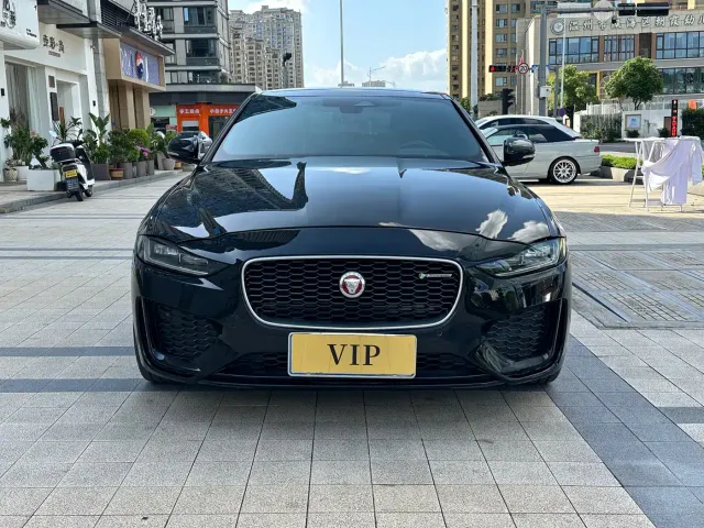 Jaguar XEL — Фото автомобиля 2