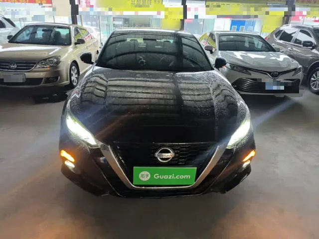 Nissan Teana — Фото автомобиля 2