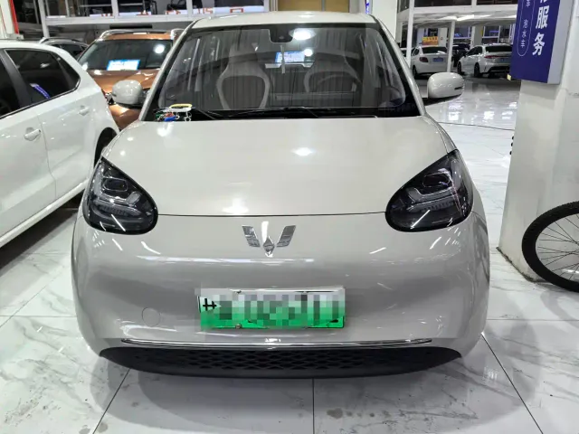 Wuling Bingo — Фото автомобиля 2