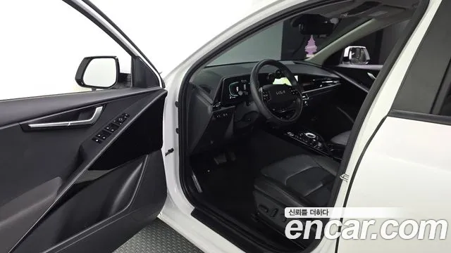 Kia Niro The All New — Фото автомобиля 15