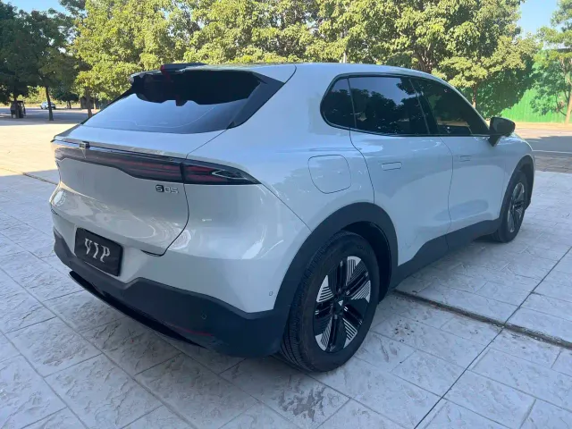 Deepal S05 — Фото автомобиля 7