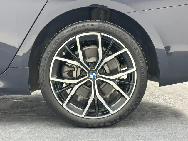 BMW 5 Series — Фото автомобиля 29