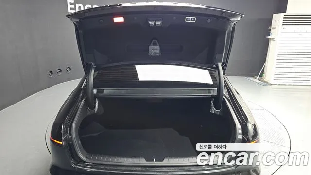 Hyundai Grandeur GN7 — Фото автомобиля 25