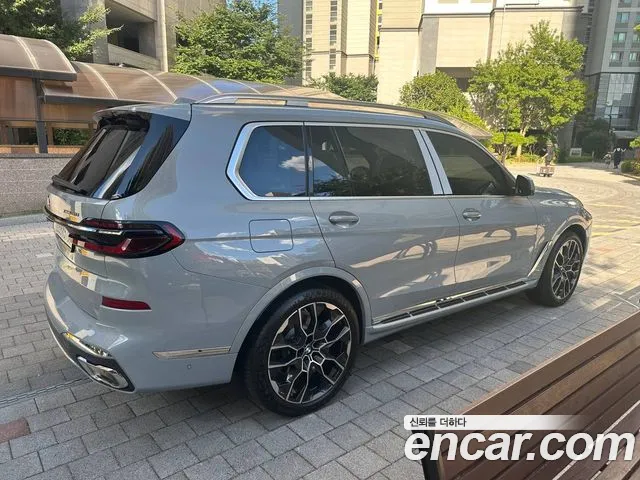 BMW X7 — Фото автомобиля 6
