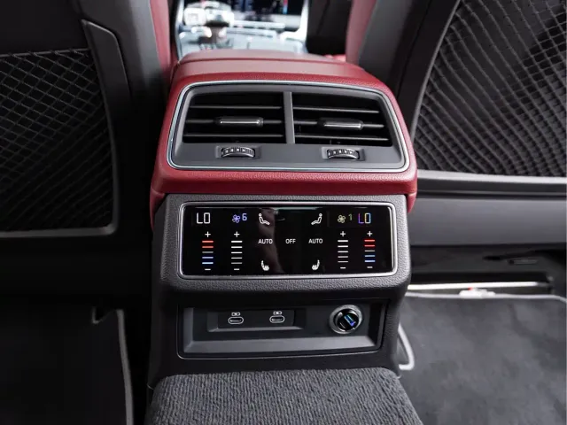 Audi A7L — Фото автомобиля 21