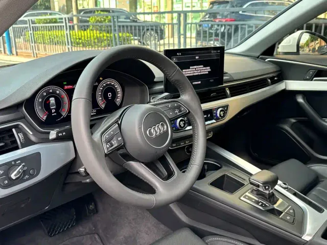 Audi A4L — Фото автомобиля 22