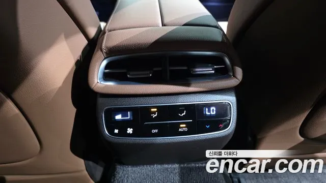 Genesis G80 RG3 — Фото автомобиля 30