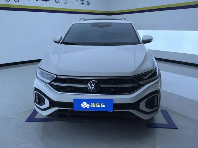 Volkswagen T-Roc — Фото автомобиля 2