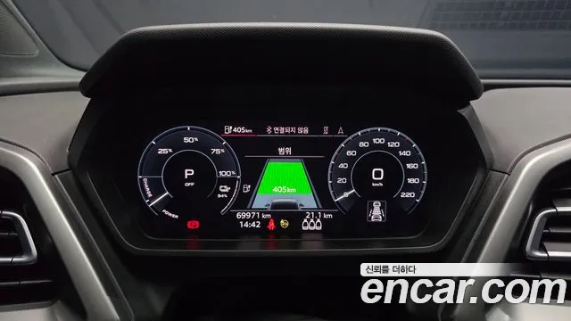 Audi Q4 e-tron F4 — Фото автомобиля 11