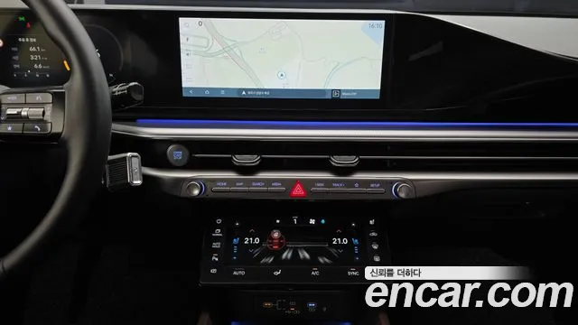 Hyundai Grandeur GN7 — Фото автомобиля 16