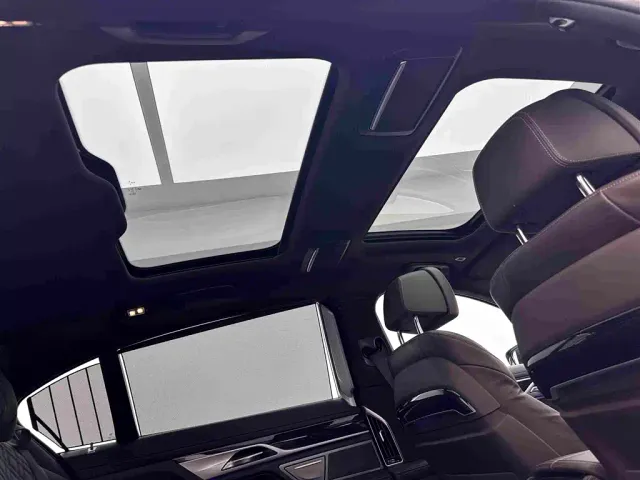 BMW 7 Series — Фото автомобиля 22