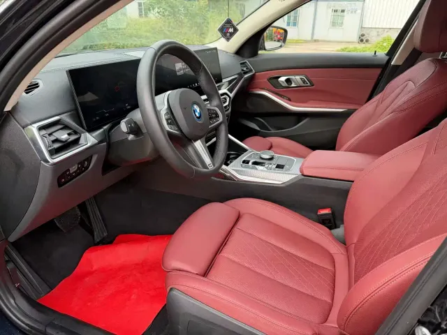 BMW i3 — Фото автомобиля 4