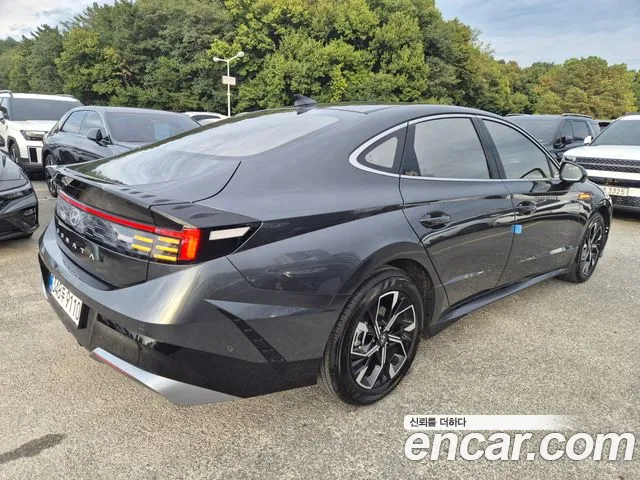 Hyundai Sonata — Фото автомобиля 6