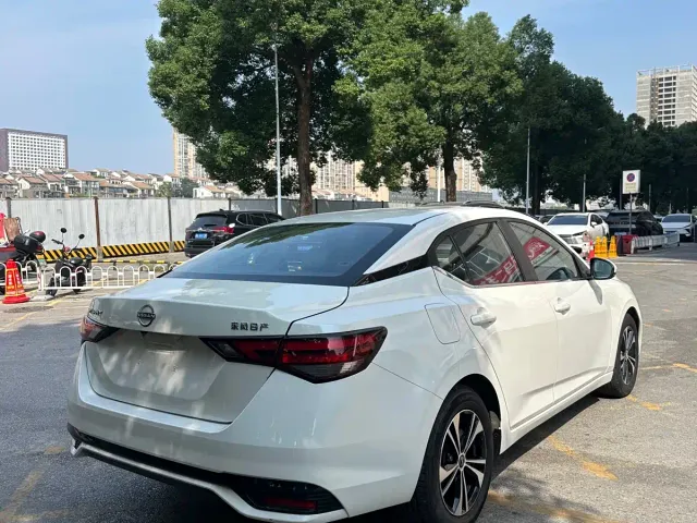 Nissan Sylphy — Фото автомобиля 7