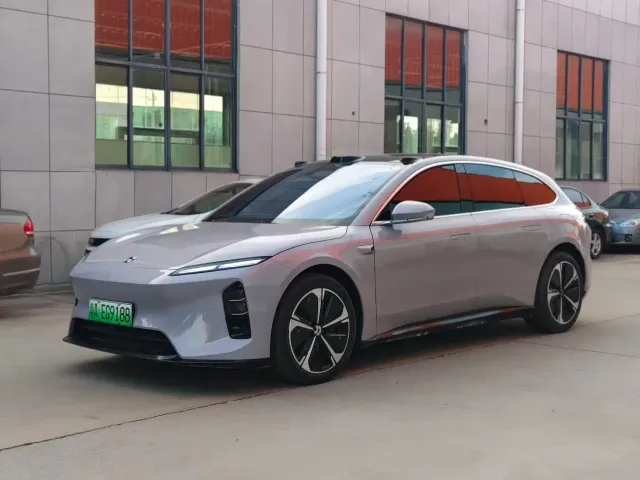 Фотография автомобиля — Nio ET5 Touring