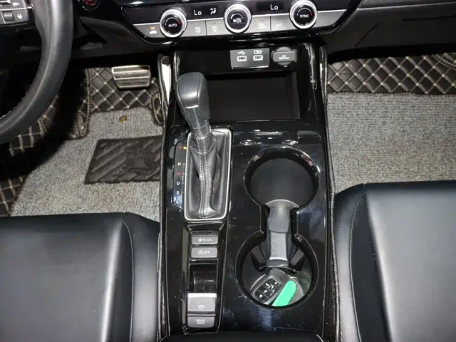 Honda Civic — Фото автомобиля 15