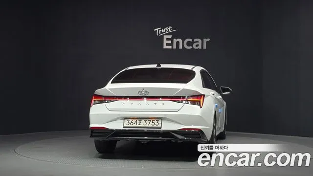 Hyundai AVANTE Avante (CN7) — Фото автомобиля 4