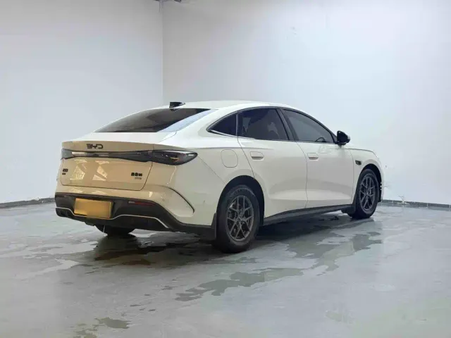 BYD Seal 06 — Фото автомобиля 6
