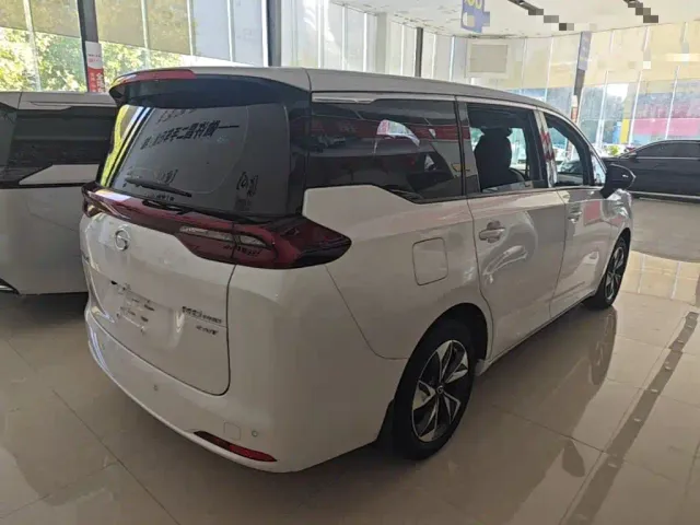 GAC Trumpchi M6 — Фото автомобиля 6
