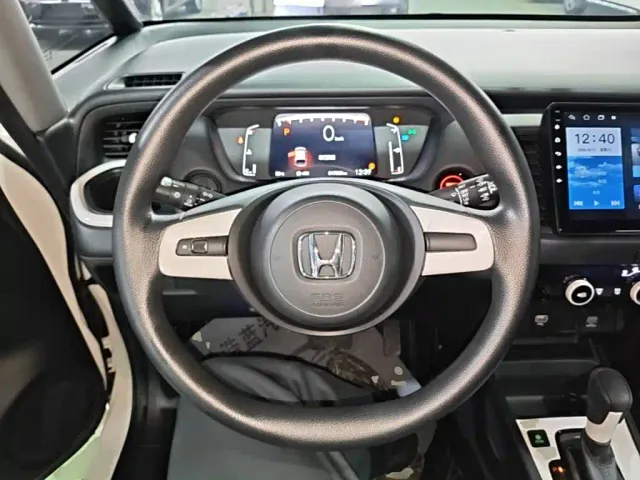 Honda Fit — Фото автомобиля 10