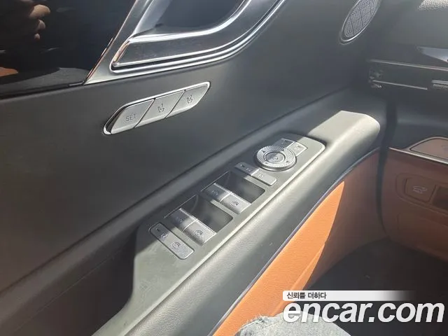 Genesis GV80 — Фото автомобиля 11