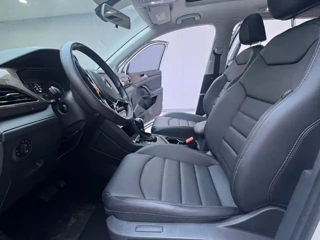 Volkswagen Tharu — Фото автомобиля 12