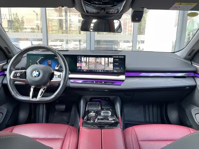 BMW 5 Series — Фото автомобиля 5