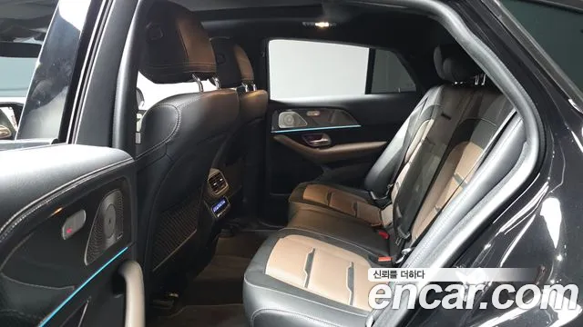 Mercedes-Benz GLE-Class — Фото автомобиля 11