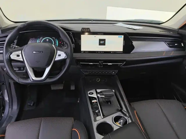 Changan X7 Plus — Фото автомобиля 12