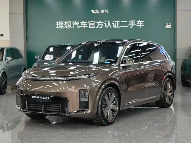 Фотография автомобиля — Li Auto L8