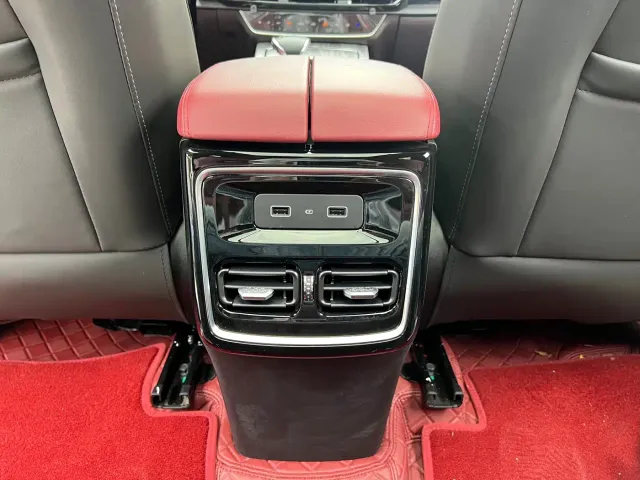 Jetour X70 Plus — Фото автомобиля 16