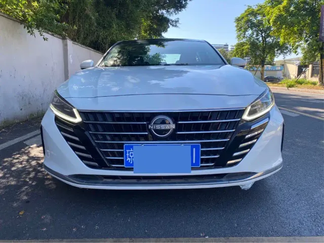 Nissan Teana — Фото автомобиля 2