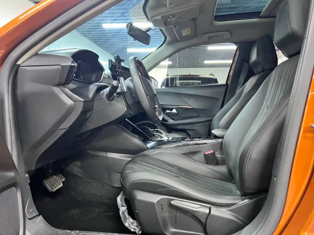 Peugeot 2008 — Фото автомобиля 7