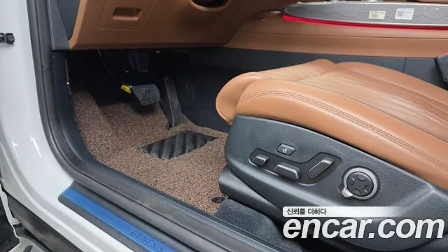 Genesis GV70 2.5T Бензин AWD — Фото автомобиля 26