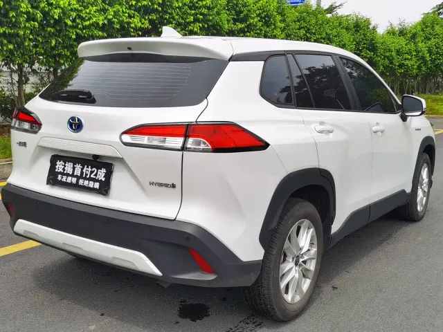 Toyota Corolla Cross — Фото автомобиля 6