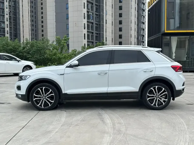 Volkswagen T-Roc — Фото автомобиля 7