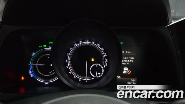 Hyundai Avante CN7 — Фото автомобиля 11