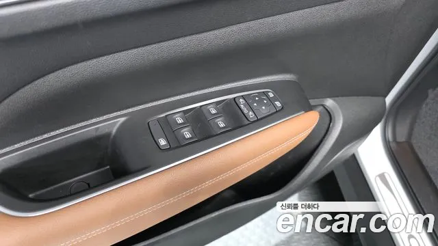 Renault-KoreaSamsung QM6 Новый QM6 2.0 GDe RE Signature 2WD — Фото автомобиля 29