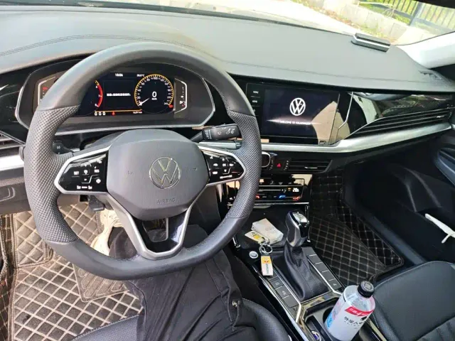 Volkswagen Passat — Фото автомобиля 5