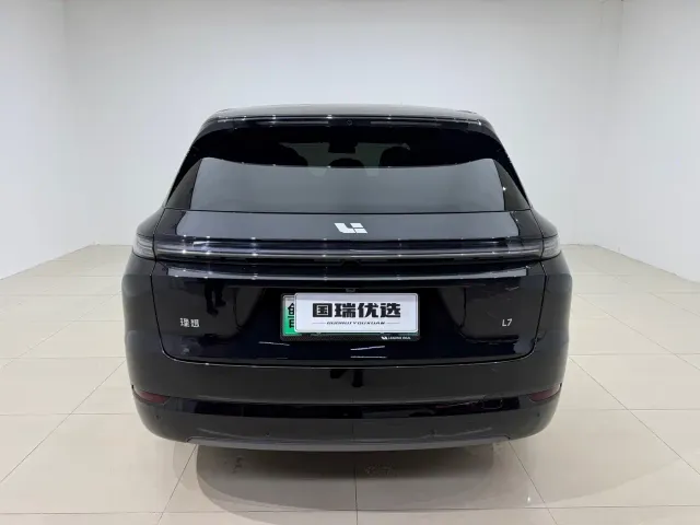 Li Auto L7 — Фото автомобиля 5
