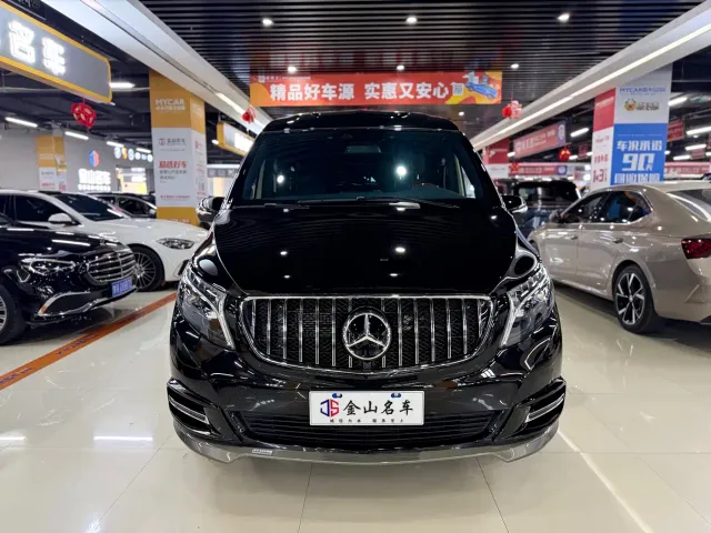 Mercedes-Benz V-Class — Фото автомобиля 2