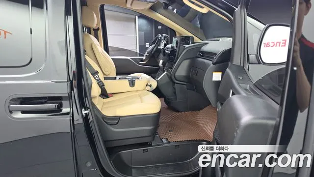 Hyundai Staria — Фото автомобиля 16