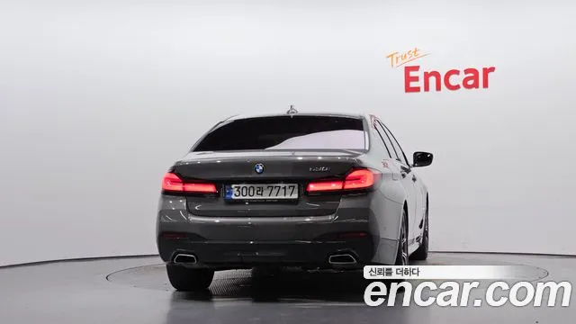 BMW 5 Series G30 — Фото автомобиля 4