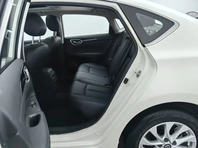 Nissan Sylphy — Фото автомобиля 15